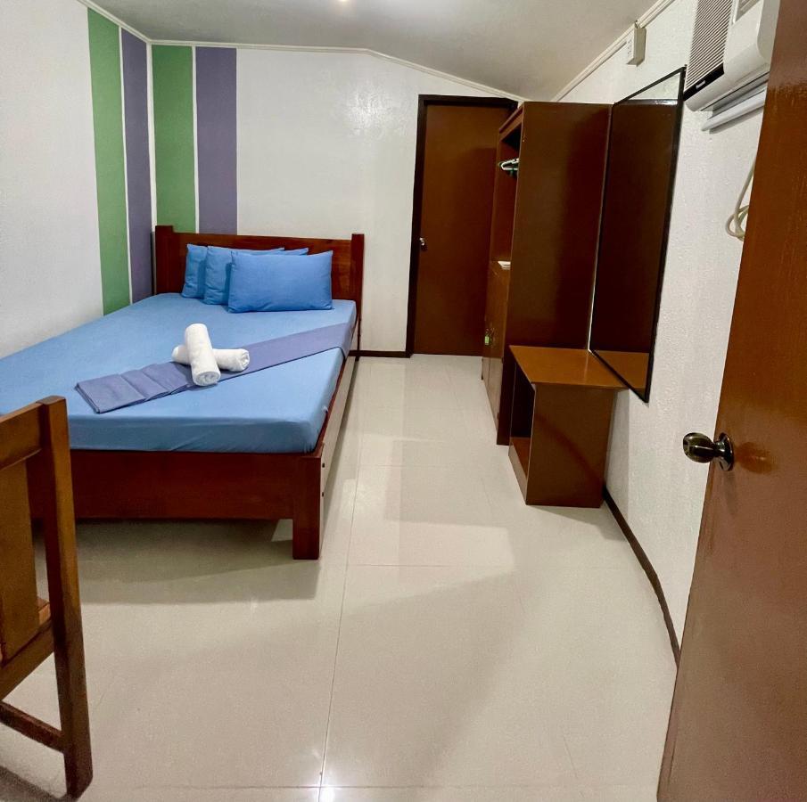 Chislyk Inn El Nido Esterno foto